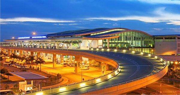 Ở sân bay Đà Nẵng, bạn đã có thể online tẹt ga hoàn toàn miễn phí nhé. Ảnh: vemaybaysaigon.